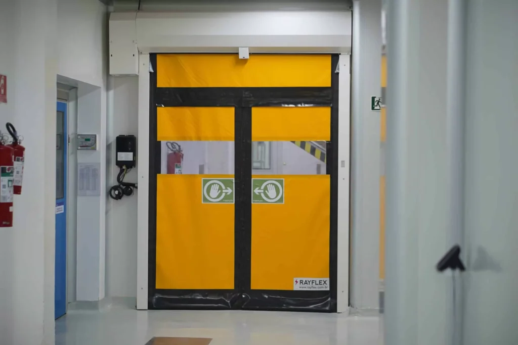 Porta Rápida RP da Allseg: Agilidade e Eficiência Sem Igual para Ambientes Internos